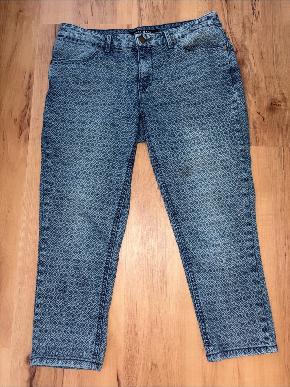 Max Jeans